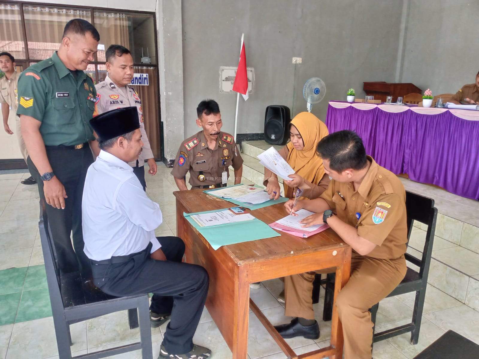 PENELITIAN BERKAS TAHAP I PENGISIAN KEKOSONGAN PERANGKAT DESA JABATAN KADUS KARANGSARI TAHUN 2025